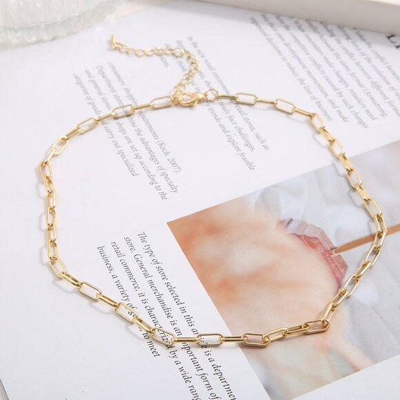 Chunky Geometric Chain Necklace – Minimalist Short Collarbone Style - Picture 4 of 6
